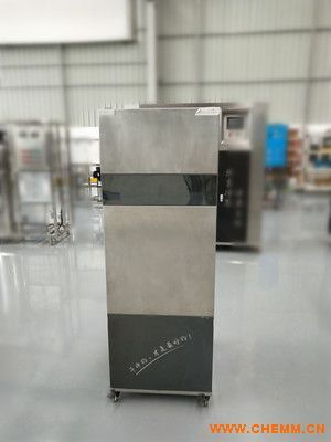 專業(yè)提供反滲透與軟化水設備，以精湛技術打造純凈水解決方案